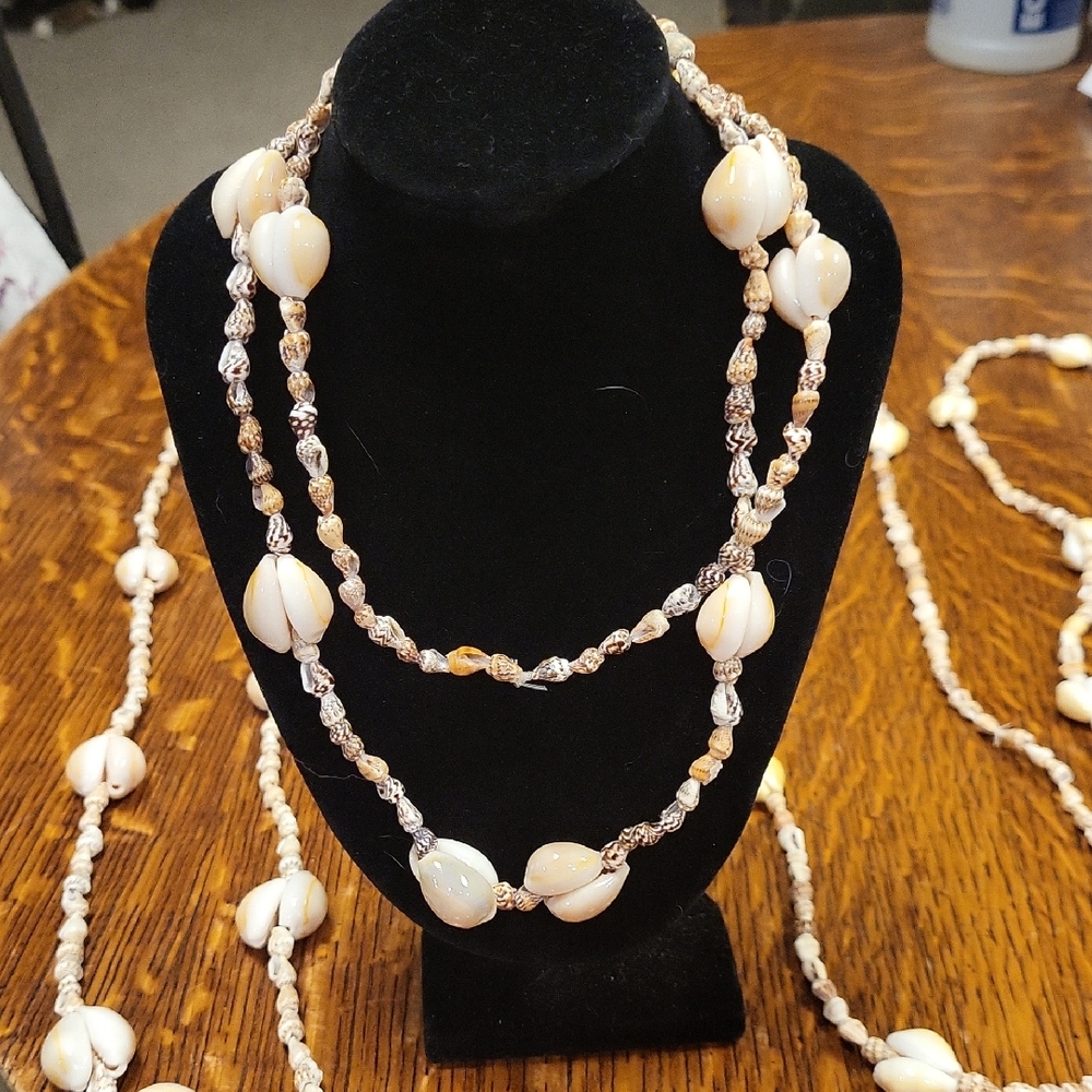 4 Elegant Cowrie Shell Necklaces Set Of 4